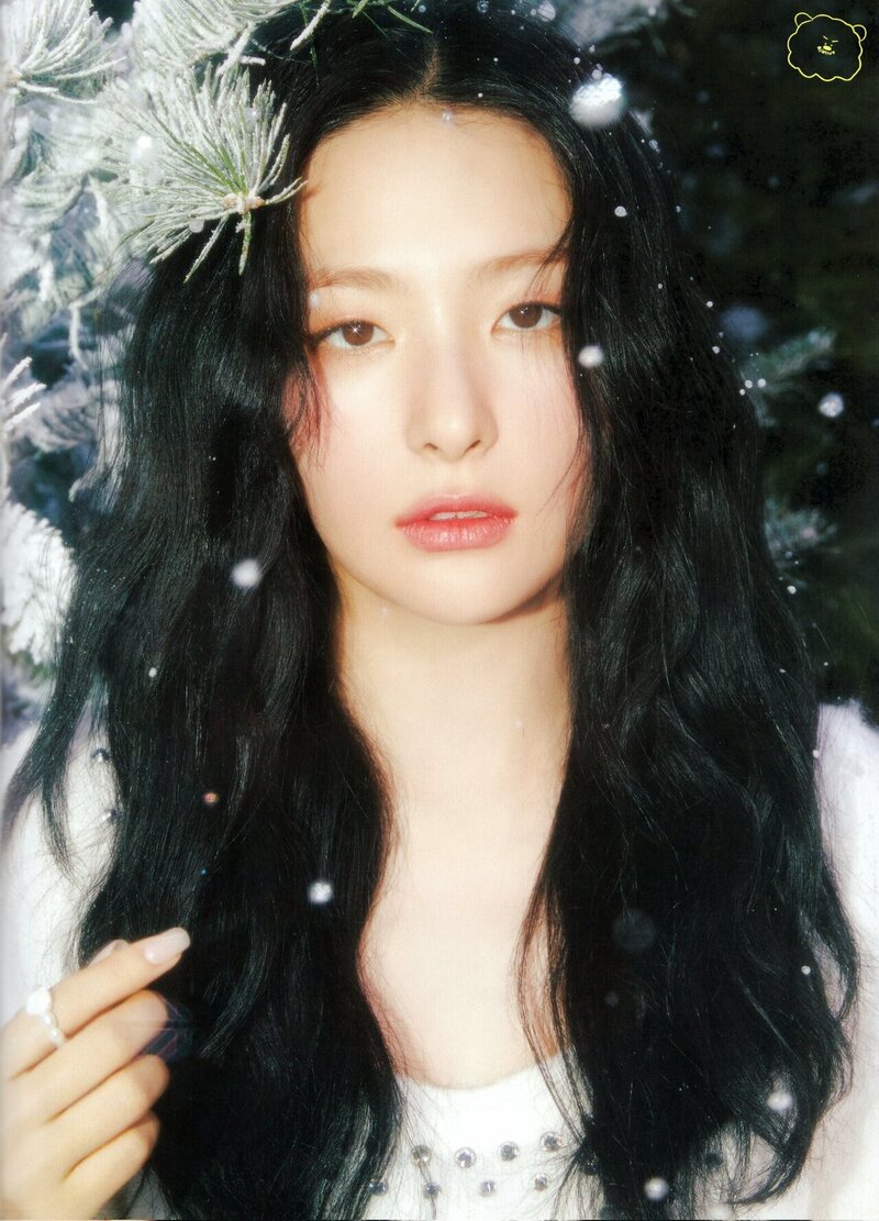 Red Velvet - 'Winter SMTOWN: SMCU Palace' (GUEST Ver.) [SCANS] documents 7