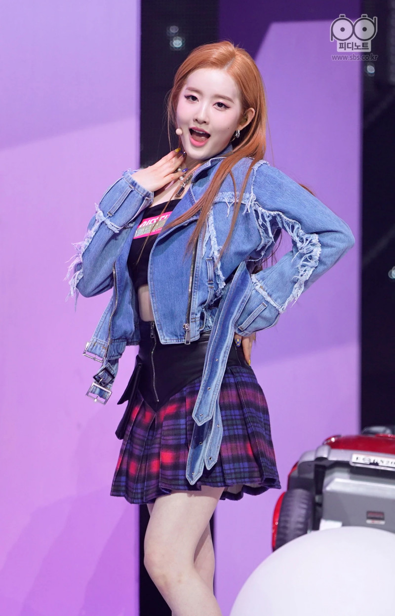 210411 STAYC - 'ASAP' at Inkigayo documents 12