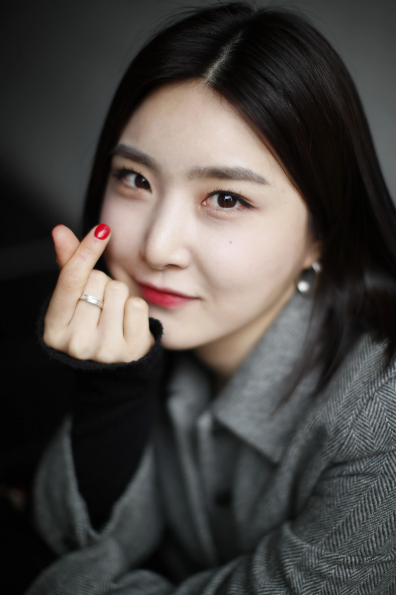 210305 Brave Girls Interview Photos with News1 documents 14