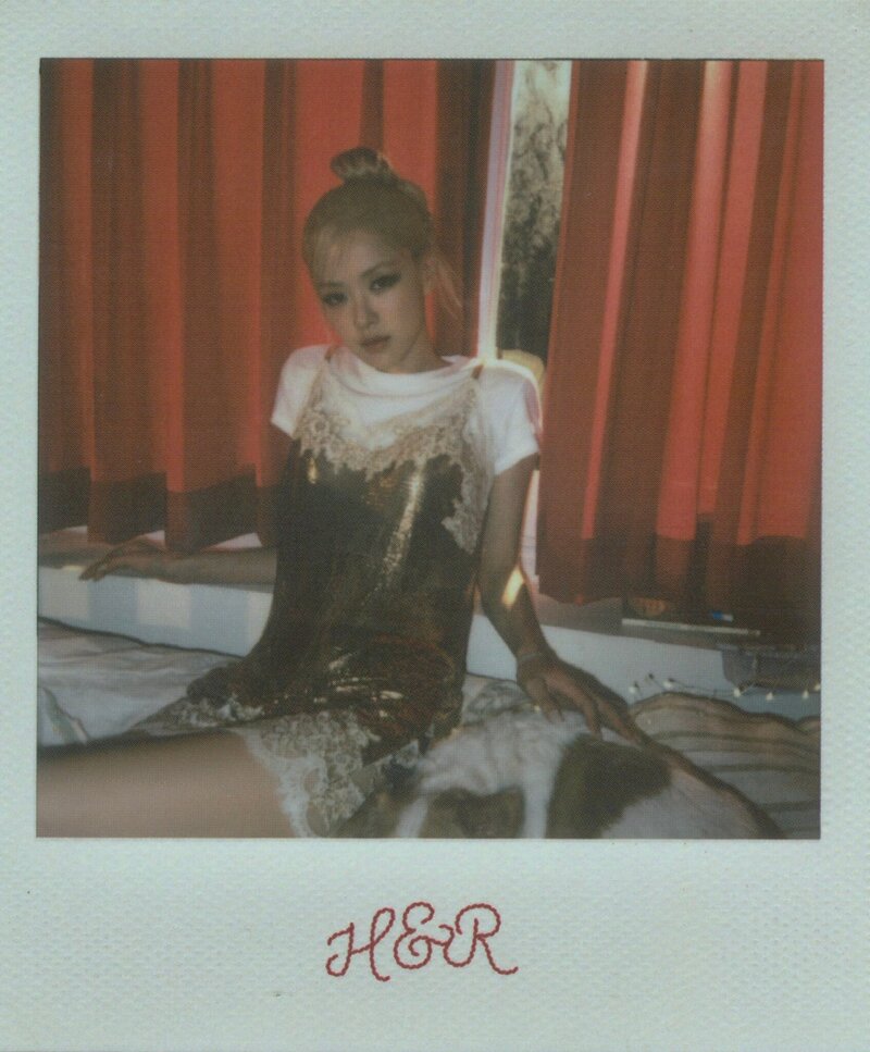 BLACKPINK Rosé - Season’s Greetings 2024: 'From HANK & ROSÉ To You' (Scans) documents 9
