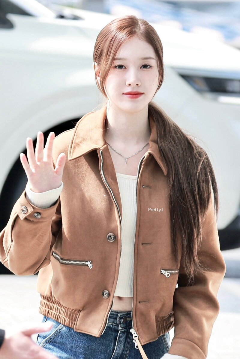 240412 STAYC J - ICN Airport documents 2