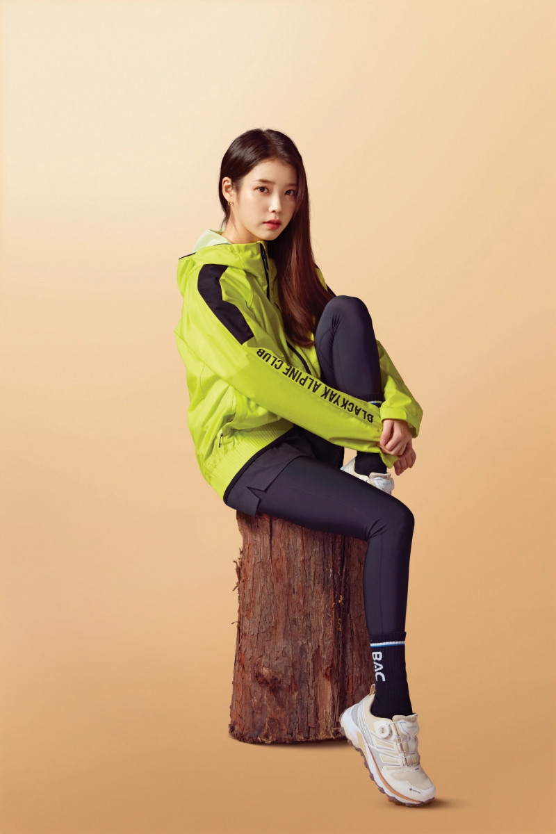IU for Blackyak 2021 SS Collection documents 4