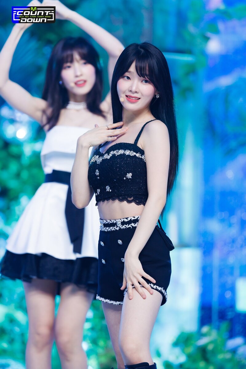 230727 OH MY GIRL Seunghee - 'Summer Comes' at M COUNTDOWN documents 10