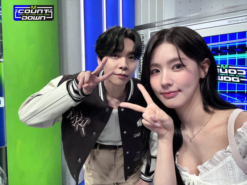 230831 - M COUNTDOWN Twitter Update with MIYEON n JOHNNY documents 2