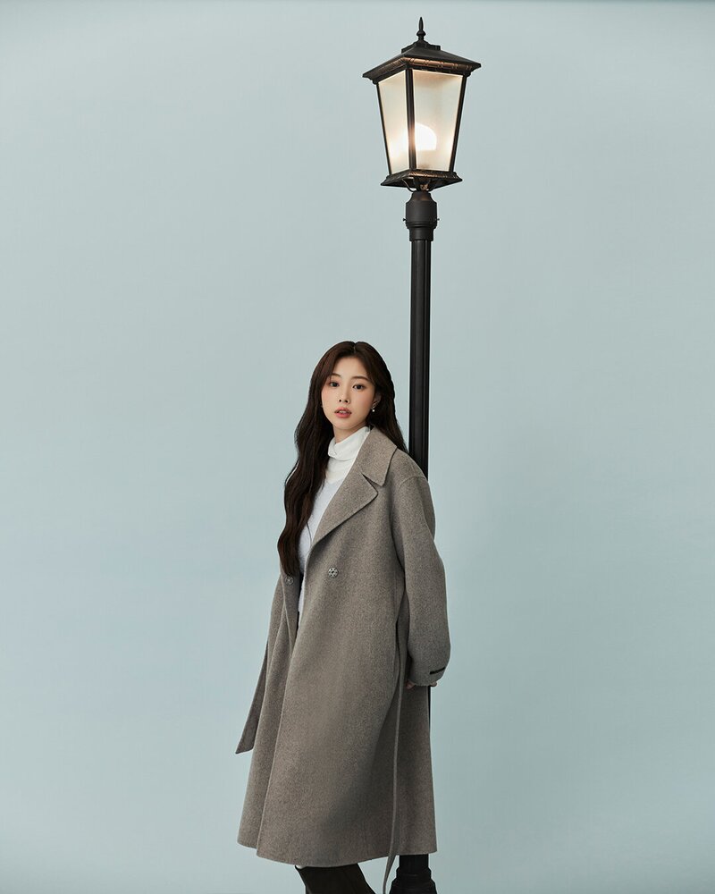 KANG HYEWON for Roem 2023 Winter Collection 'My Romantic Play' documents 12