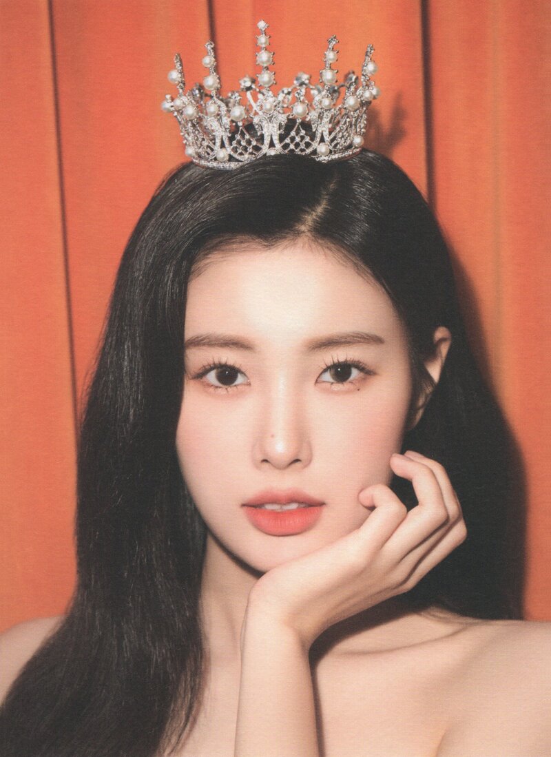Kang Hyewon - Winter Special Album [W] (Scans) documents 5