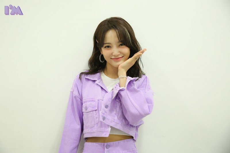 210430 Jellyfish Naver Post - Sejeong 'Warning' Music Show Behind documents 12