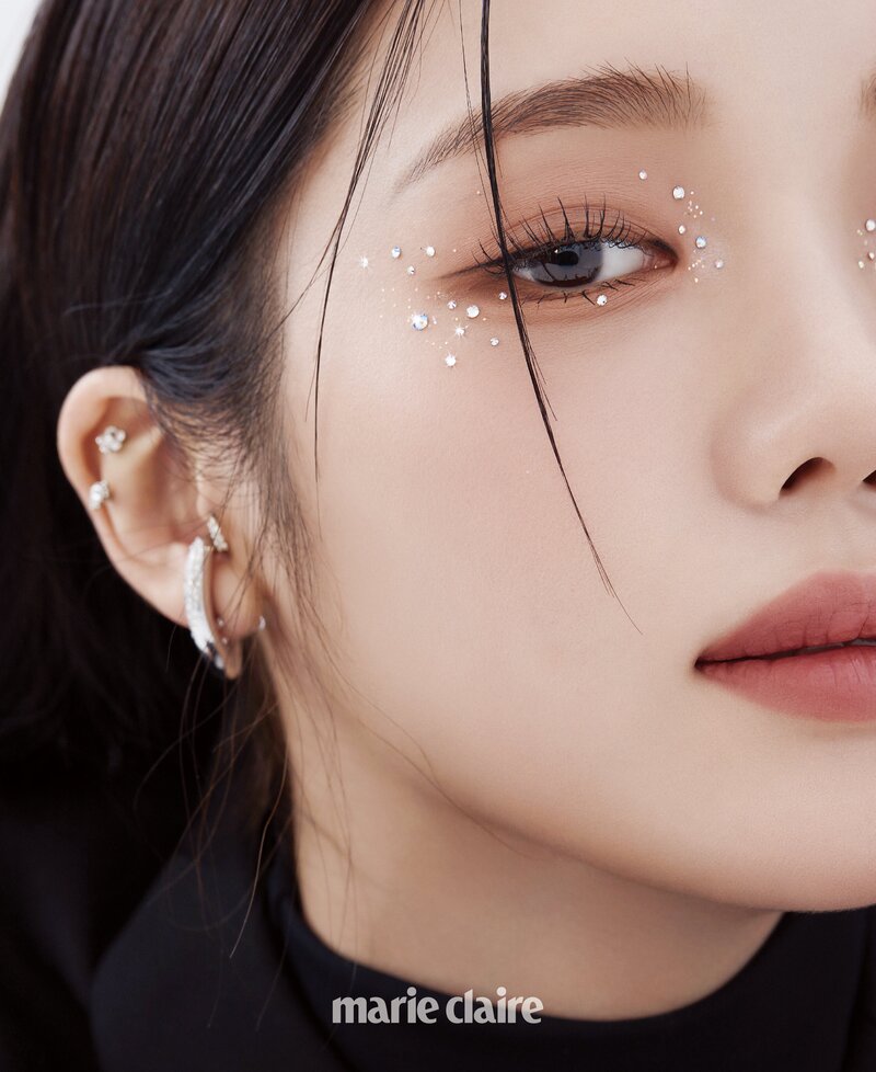 fromis_9 for Marie Claire Korea Magazine April 2022 Issue documents 5