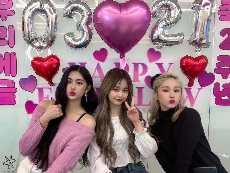 210323 Yuehue Naver Post - EVERGLOW 2nd Anniversary documents 9