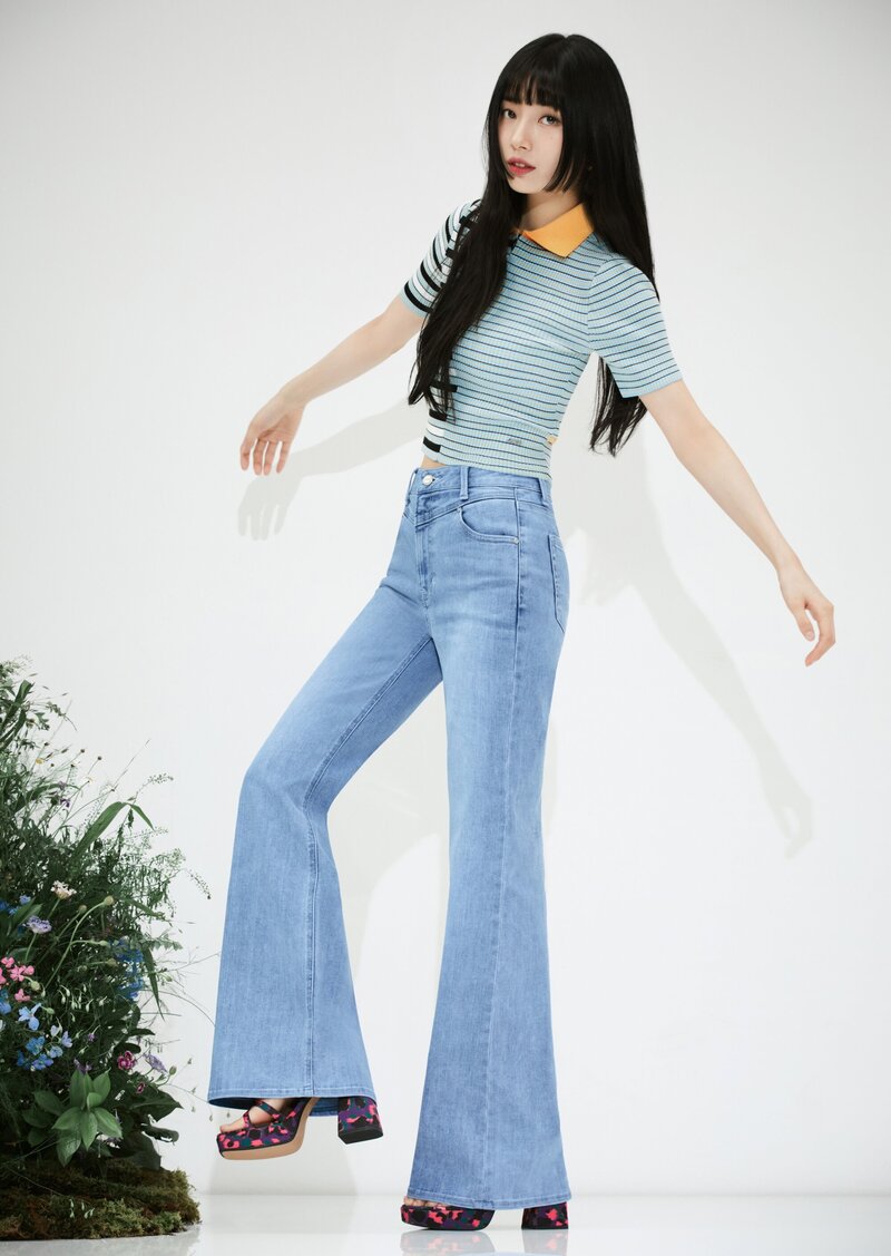 Bae Suzy for Guess 2023 SS Collection "Swing Into Summer" documents 7