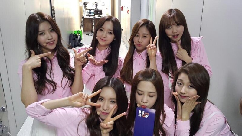 150324 THE SHOW Twitter Update - Lovelyz documents 2