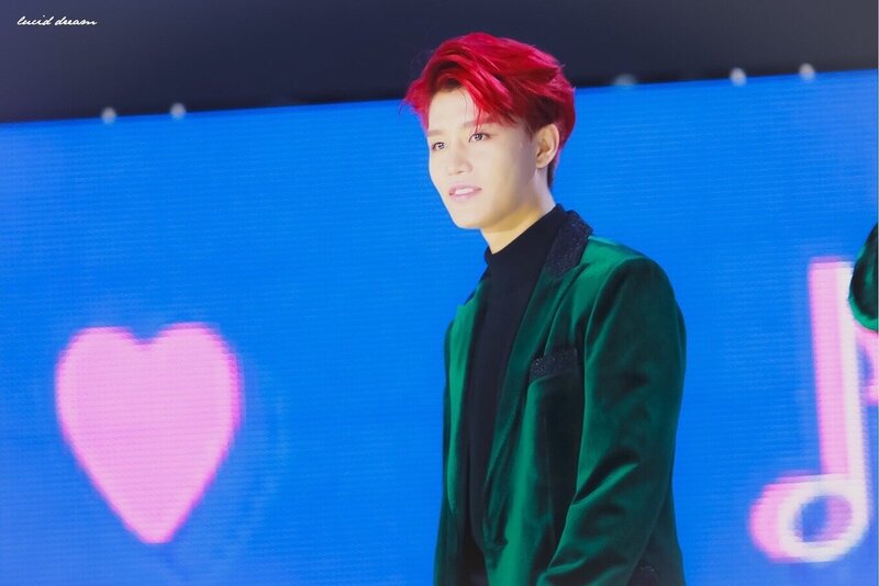 181023 NCT Taeil at The Show documents 3