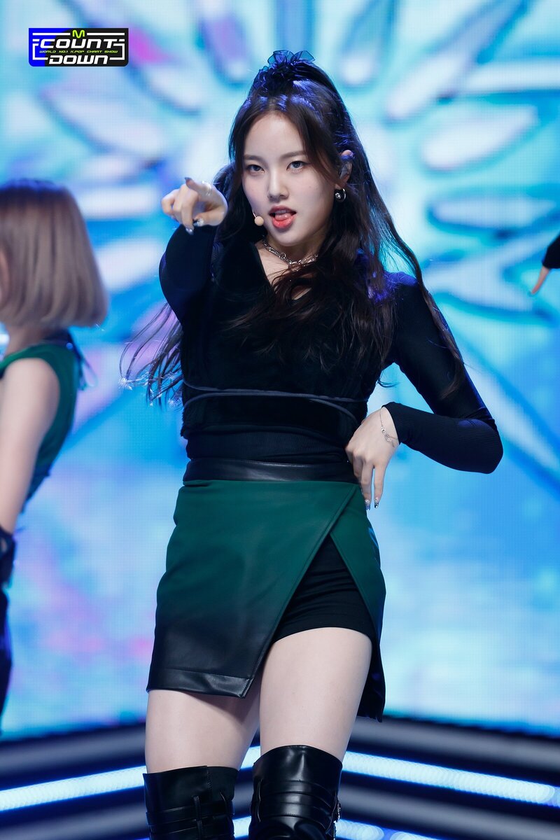220324 Weeekly - 'Ven para' at M Countdown documents 11