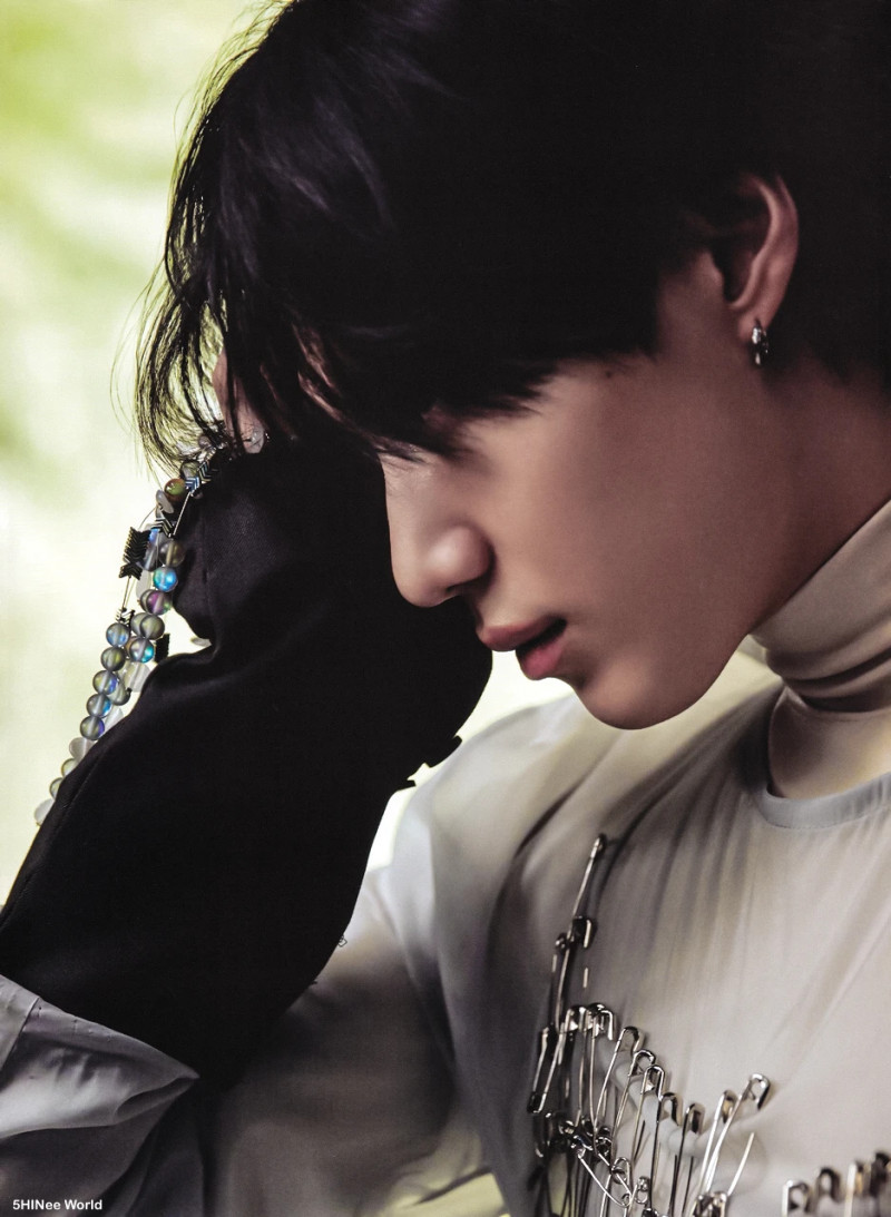 [SCANS] TAEMIN "Never Gonna Dance Again" Extended Version documents 21