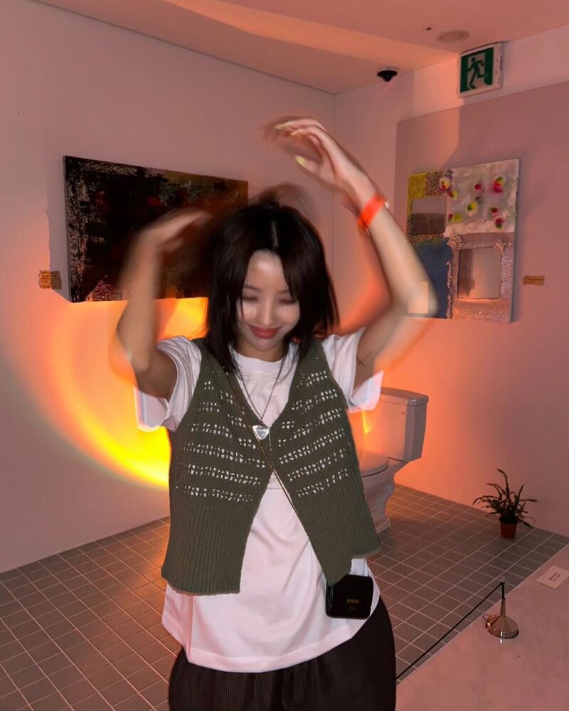 230605 - (G)I-DLE Soyeon Instagram Update documents 6