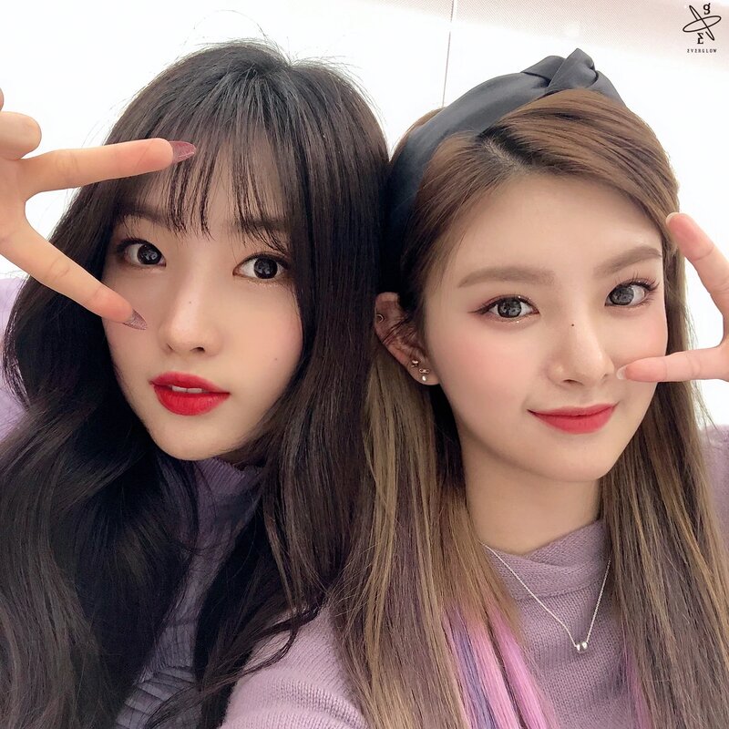 210323 Yuehue Naver Post - EVERGLOW 2nd Anniversary documents 27