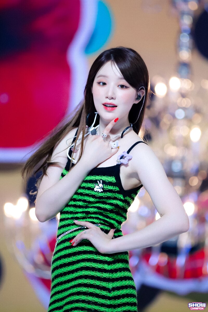 230524 (G)I-DLE Shuhua - ‘Queencard’ at Show Champion documents 8