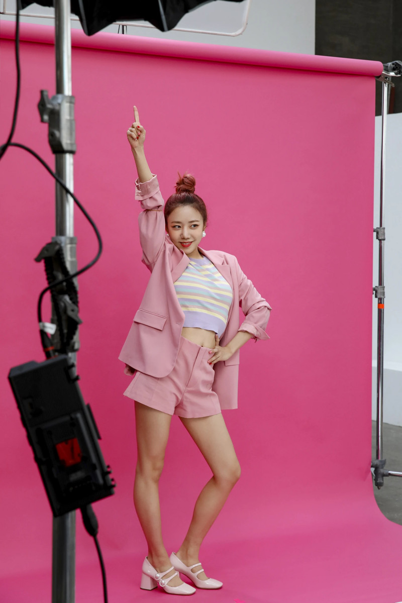 210419 Apink 'Thank you' MV Shoot by Melon documents 11