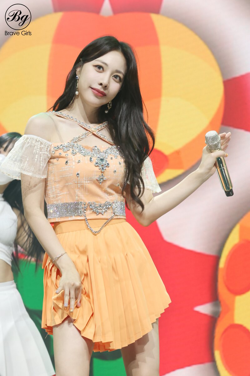 210929 Brave Entertainment Naver Post - Brave Girls 'Summer Queen Party' Fanmeet Behind documents 15