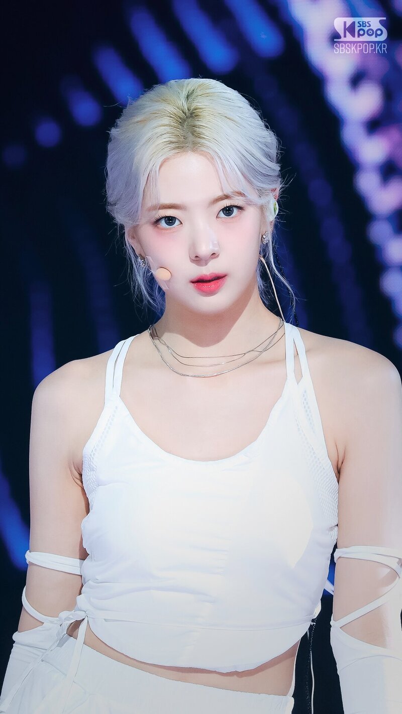 230806 ITZY Lia - ‘None of My Business’ at Inkigayo documents 2