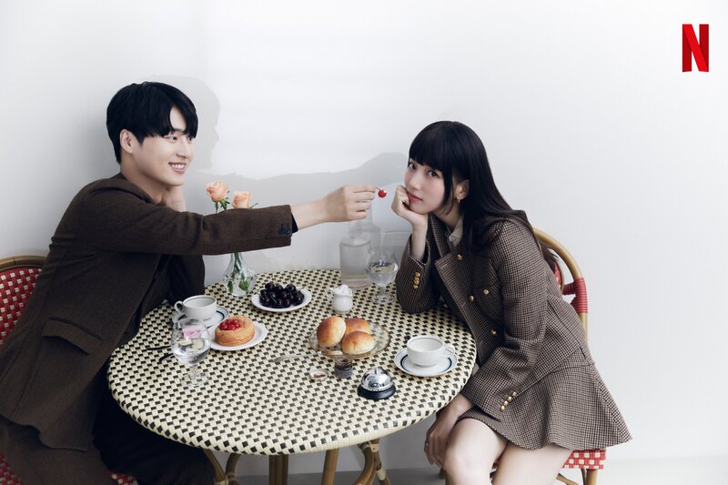 Suzy and Actor Yang Se Jong for Netflix "Doona!" Couple Photoshoot documents 3
