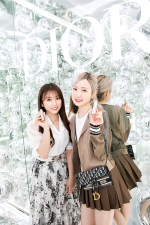 220324 Hitomi & Nako - Dior Pop-up Store Event