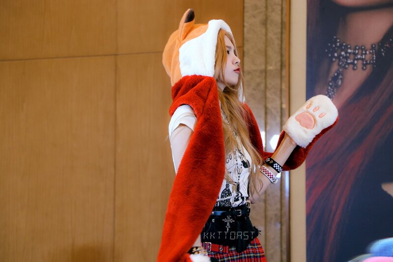 240302 ITZY Yeji - Fansign Event documents 9