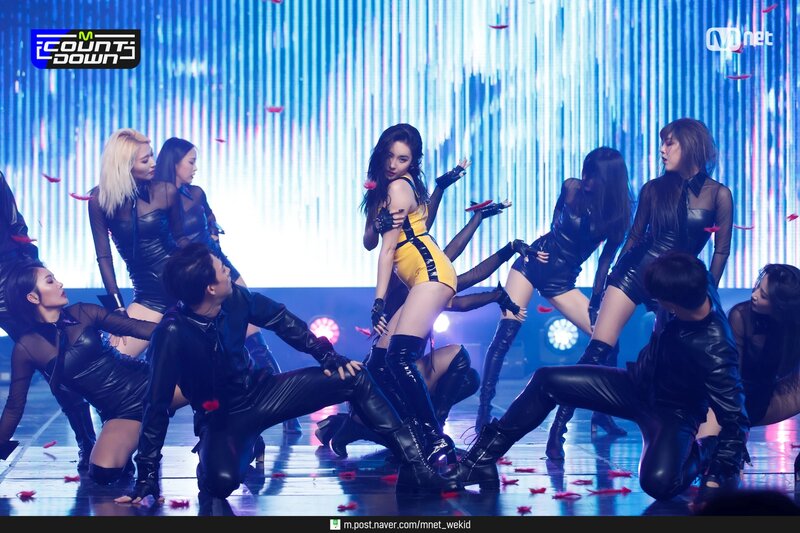 210304 Sunmi -  'TAIL' at M Countdown documents 17