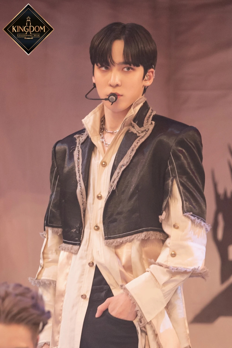 210419 [KINGDOM: LEGENDARY WAR] ATEEZ Behind the Scenes Photos at the 1st Contest | Naver Update documents 11