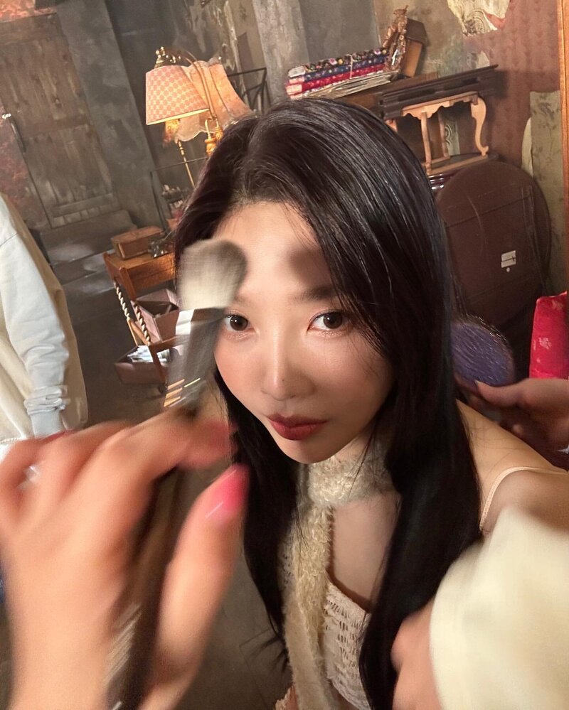 231203 Red Velvet Joy Instagram Update documents 13