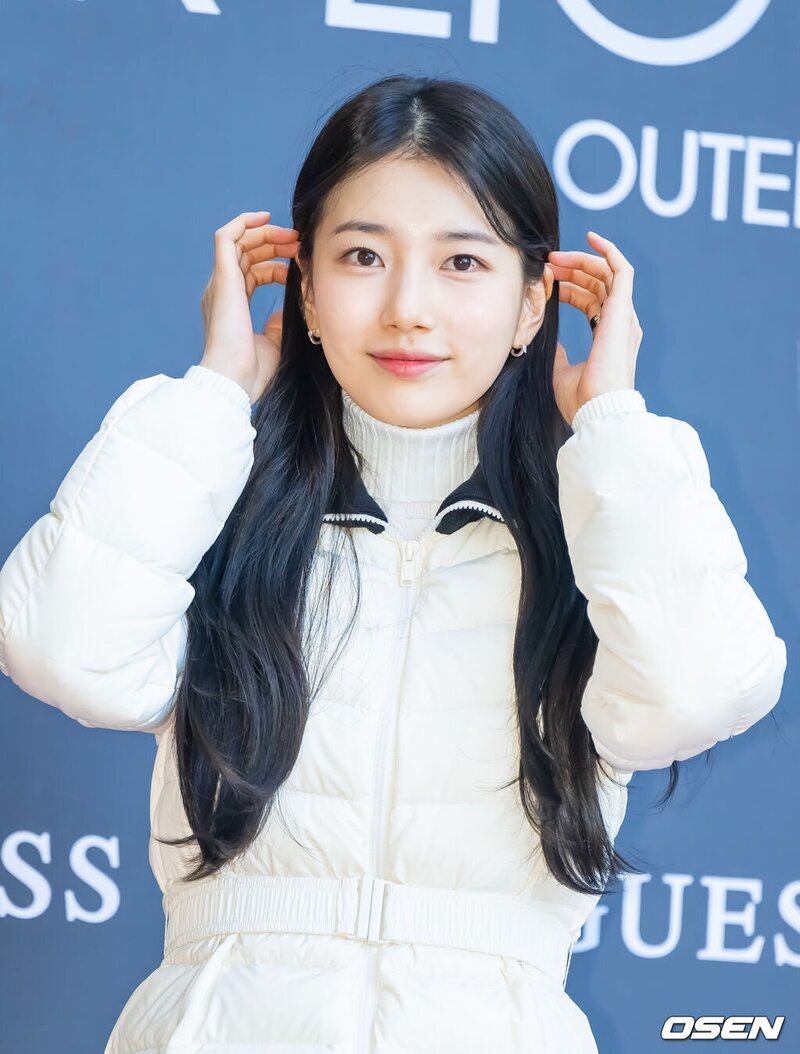 231112 Suzy at GUESS Pop-Up Store Event in Seoul documents 10