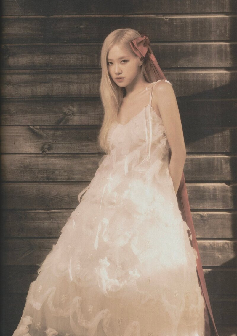 BLACKPINK Rosé - Season’s Greetings 2024: 'From HANK & ROSÉ To You' (Scans) documents 24