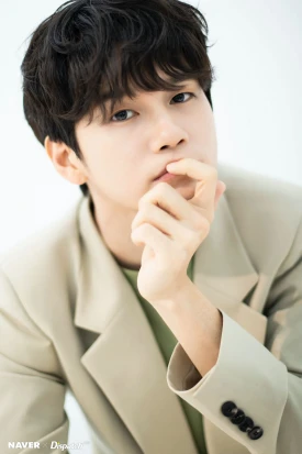Ong Seongwu 1st Mini Album "LAYERS" Promotion Photoshoot by Naver x Dispatch