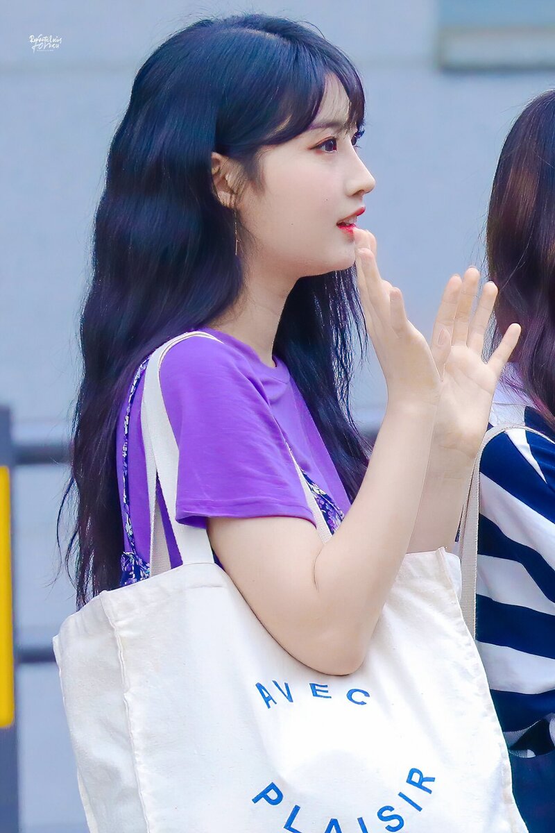 180805 EVERGLOW Sihyeon documents 6