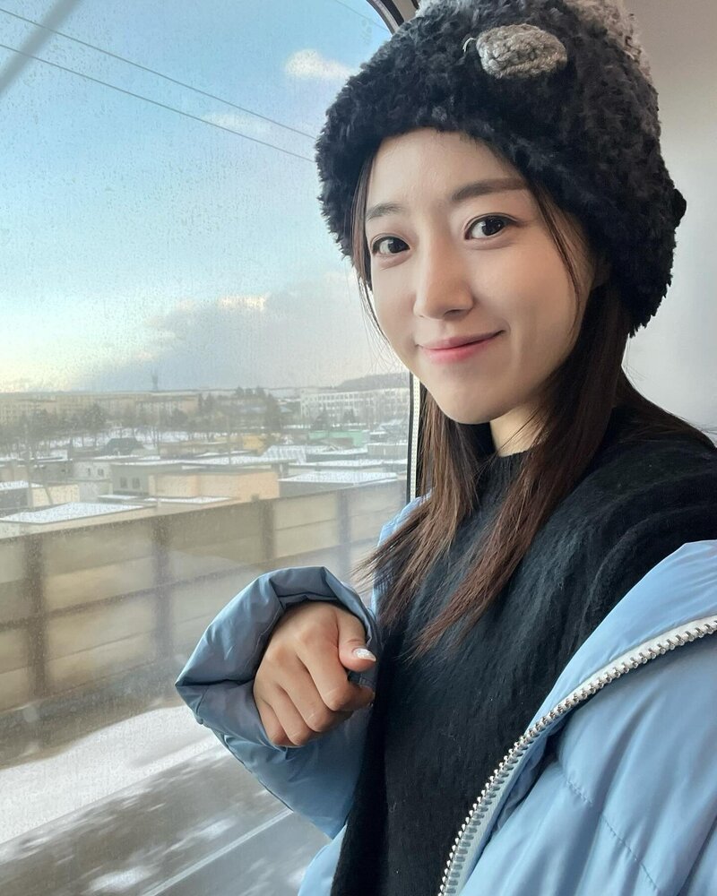 231218 T-ara Eunjung Instagram update documents 2