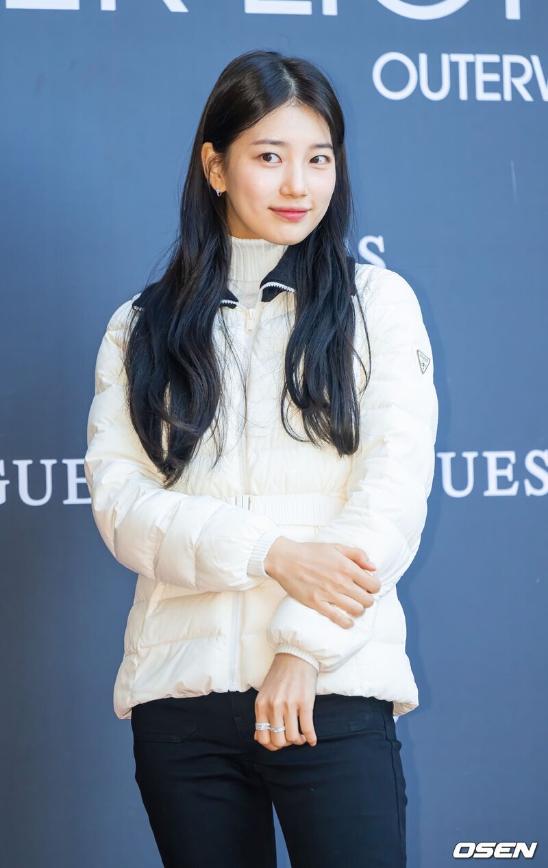 231112 Suzy at GUESS Pop-Up Store Event in Seoul documents 15