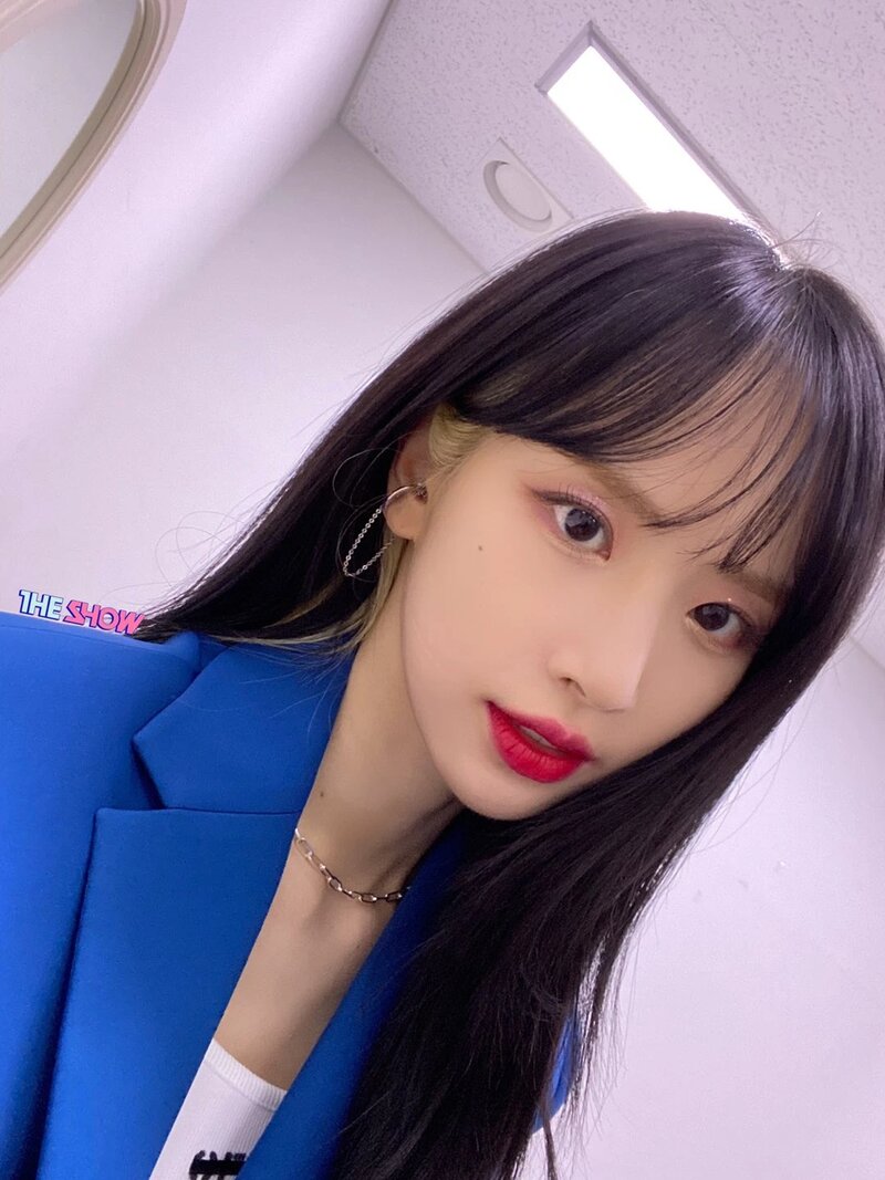 210518 WJSN The Black SNS Update at The Show documents 6