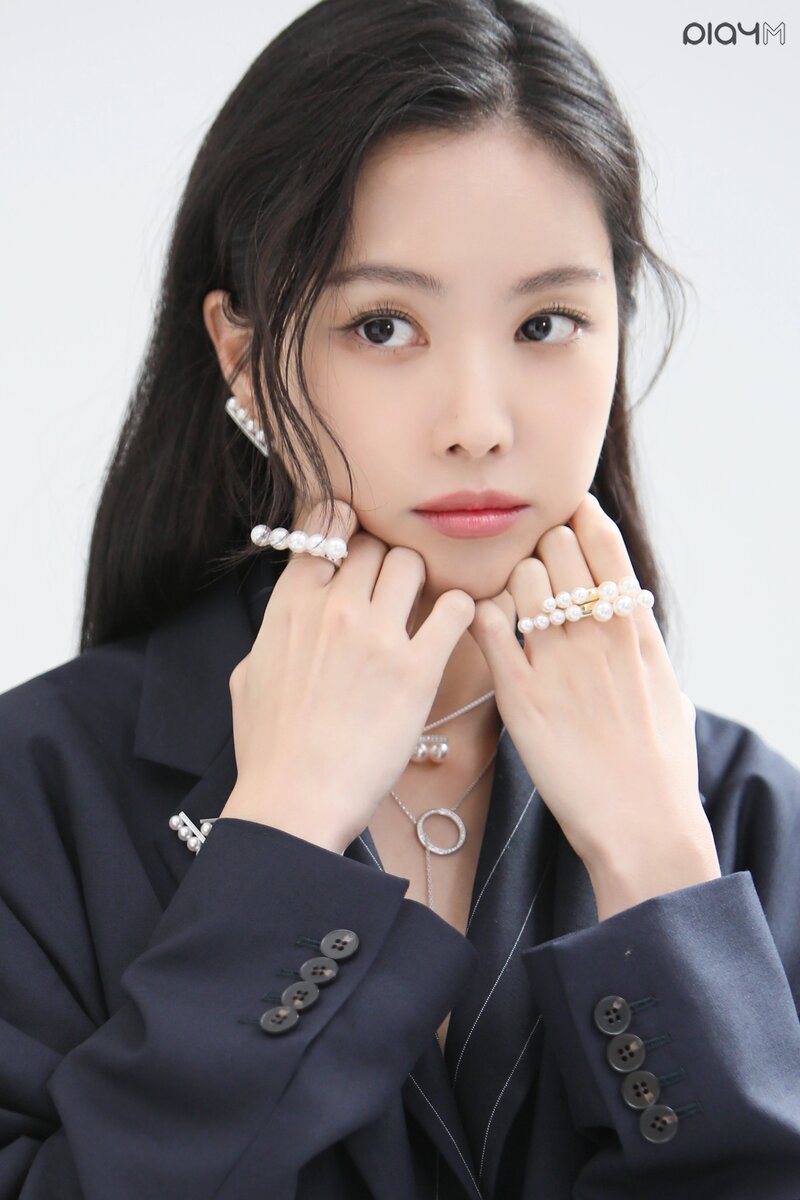 210429 Play M Naver Post - Apink's Naeun TASAKI x Marie Claire Photoshoot Behind documents 10