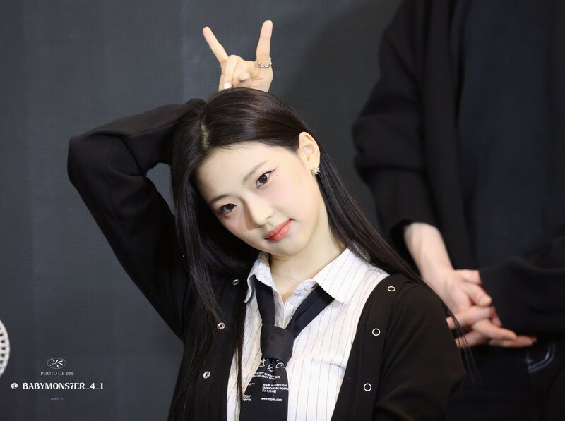 240413 RUKA AT FANSIGN EVENT documents 4