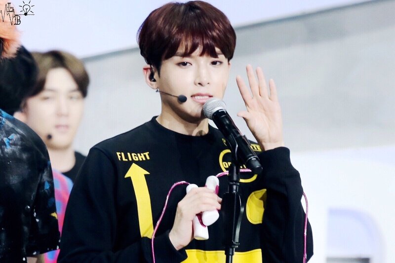 160227 Super Junior Ryeowook at Super Camp in Beijing documents 9
