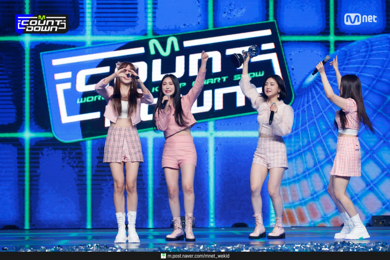 210318 Brave Girls - Rollin & #1 Encore Stage at M Countdown documents 6