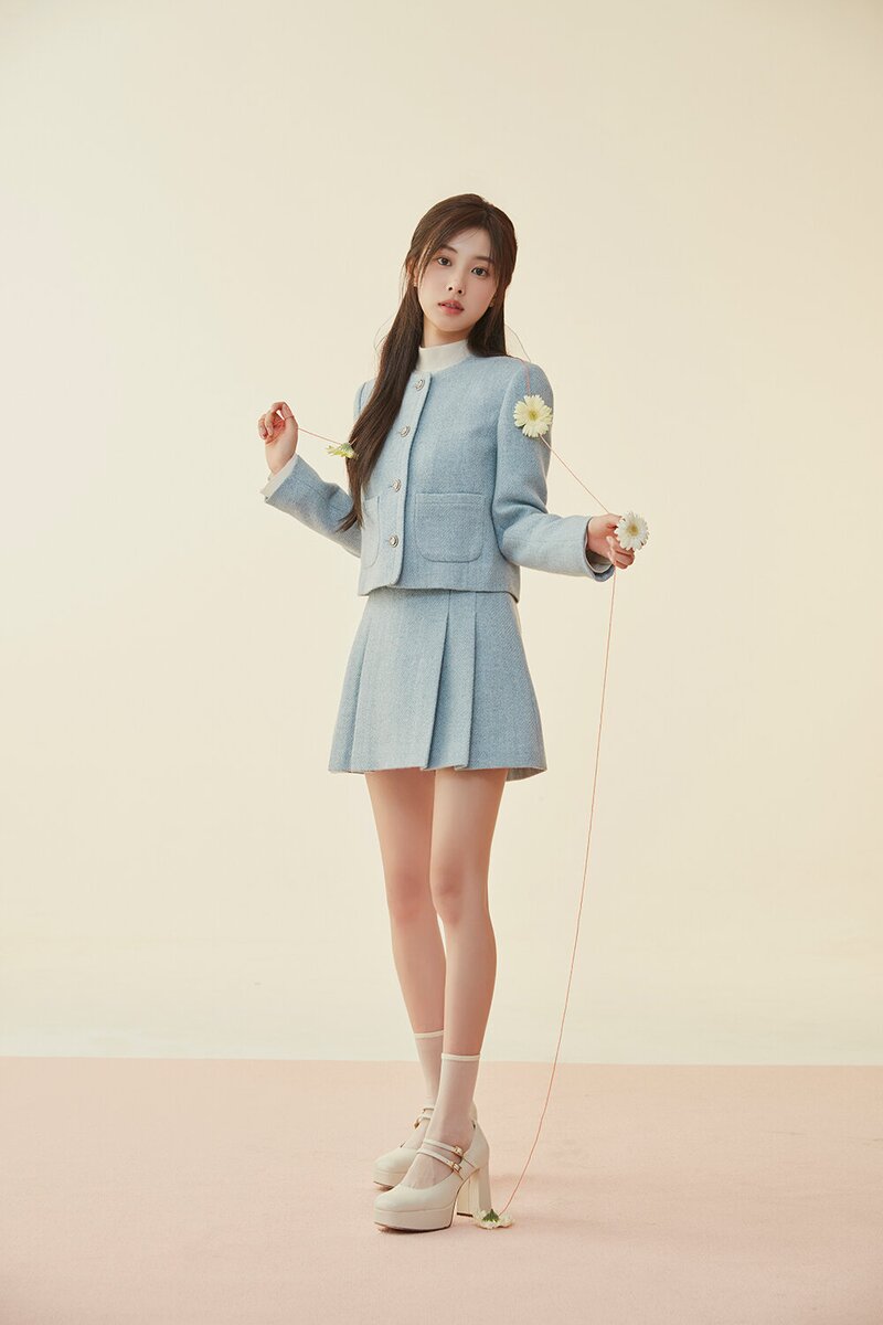 Kang Hyewon for Roem 2023 Fall Collection 'Fill Your Romance' documents 26