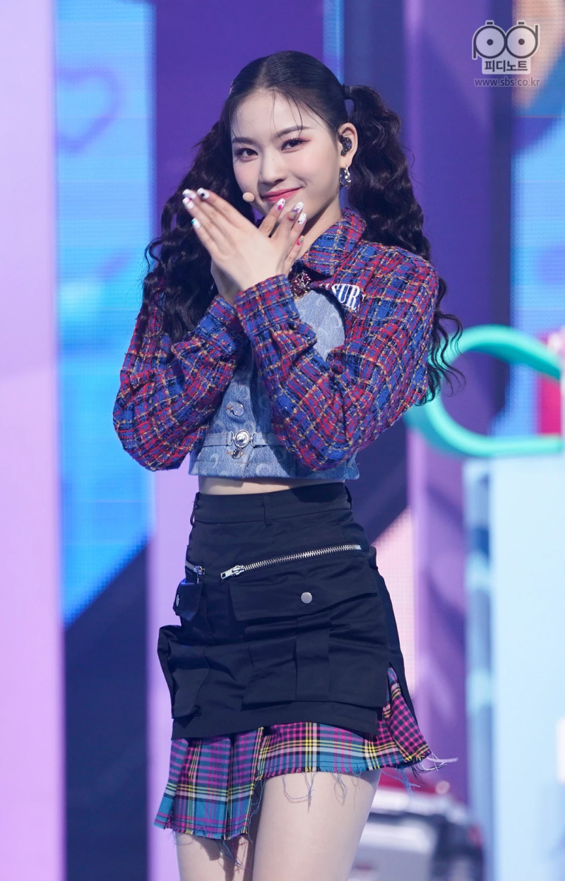 210411 STAYC - 'ASAP' at Inkigayo documents 11