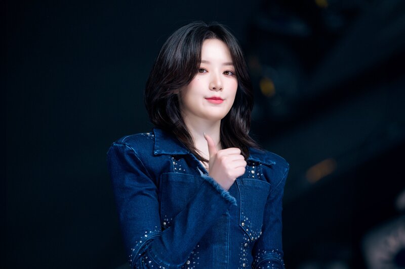 240204 (G)I-DLE Shuhua - 'Super Lady' at Inkigayo documents 7