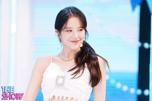 220705 fromis_9 Gyuri 'Stay This Way' at The Show
