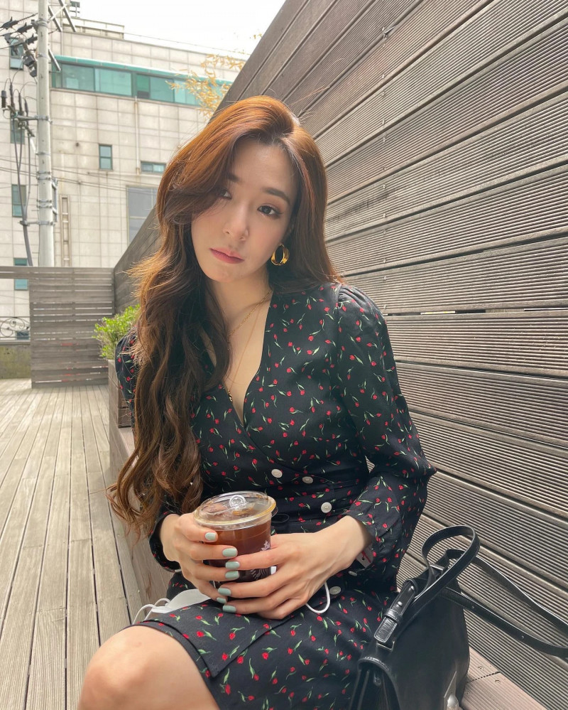 210429 Tiffany Young Instagram Update documents 1