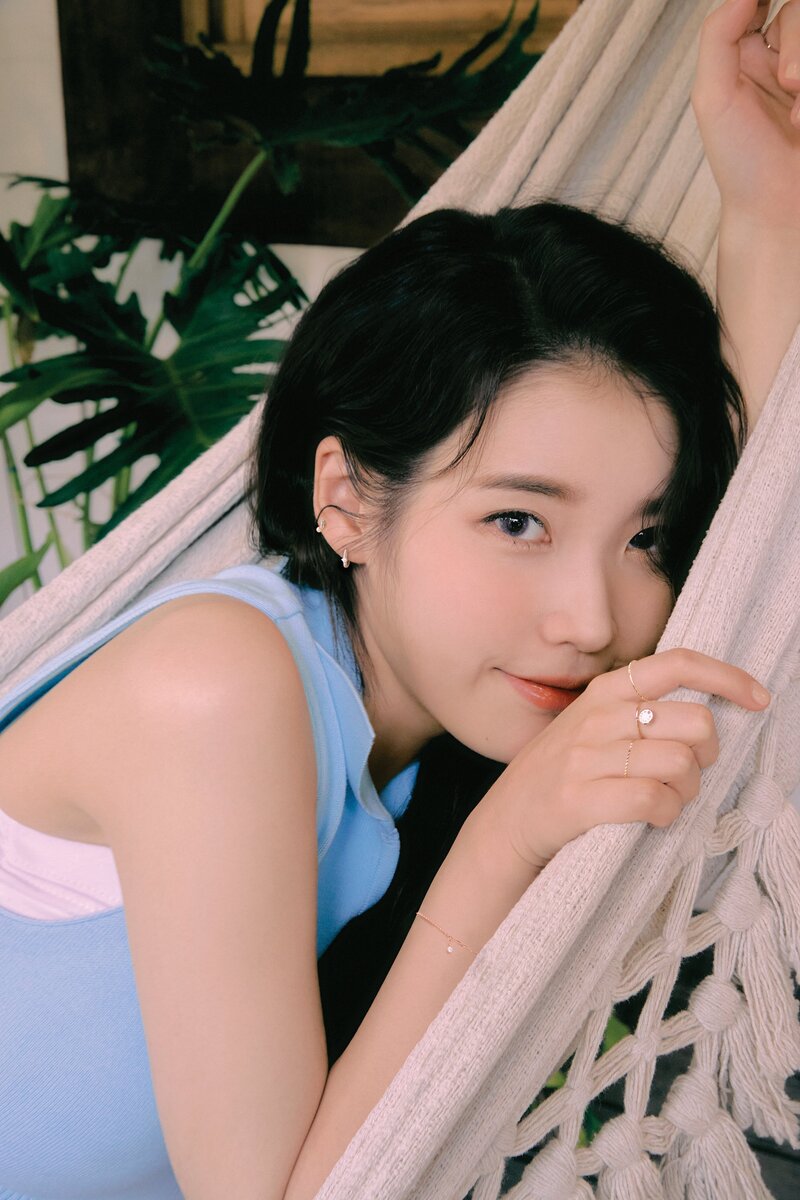 IU for J.ESTINA Summer 2021 Collection documents 5