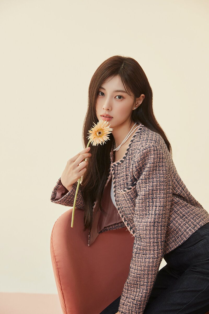 Kang Hyewon for Roem 2023 Fall Collection 'Fill Your Romance' documents 1