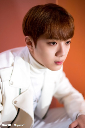 [NAVER x DISPATCH] WANNA ONE's Lai Kuanlin for "Spring Breeze" MV shooting 