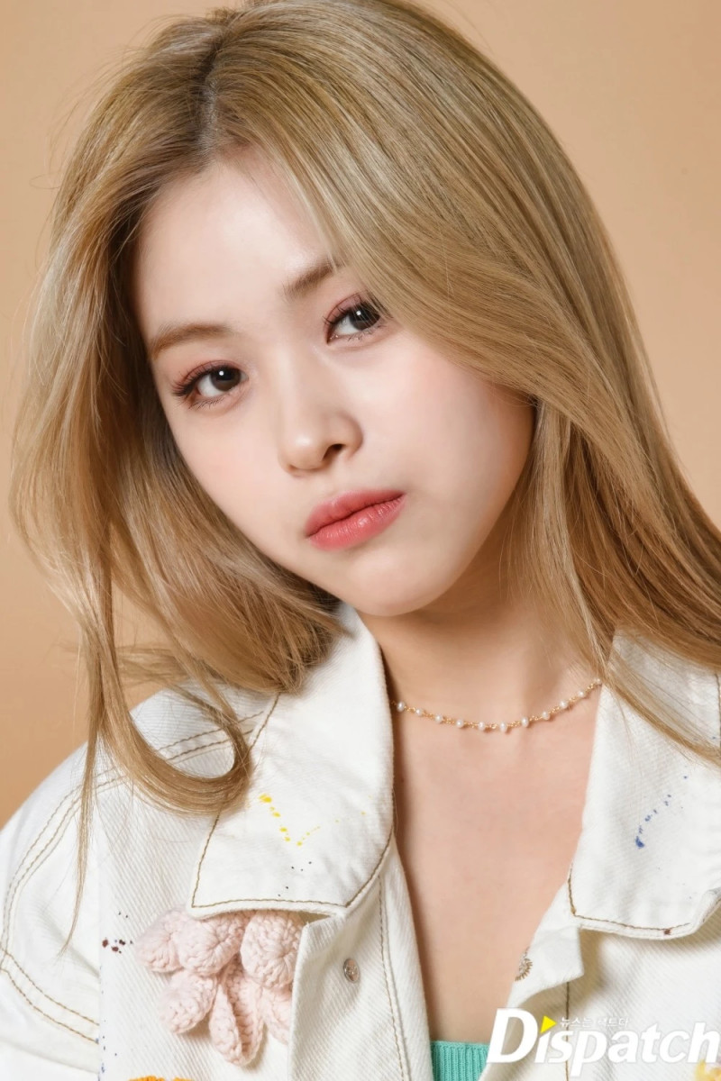 210427 ITZY Ryujin 'GUESS WHO' Promotion Photoshoot by Dispatch documents 4